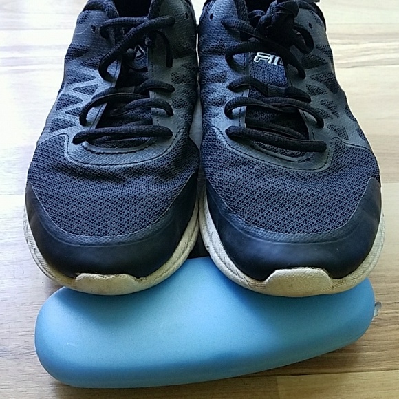 🌷2/$15 Fila Women's Training shoes - Picture 5 of 7